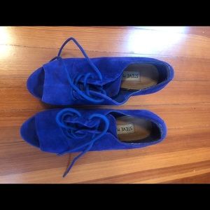 Steve Madden Suede Blue Wedges